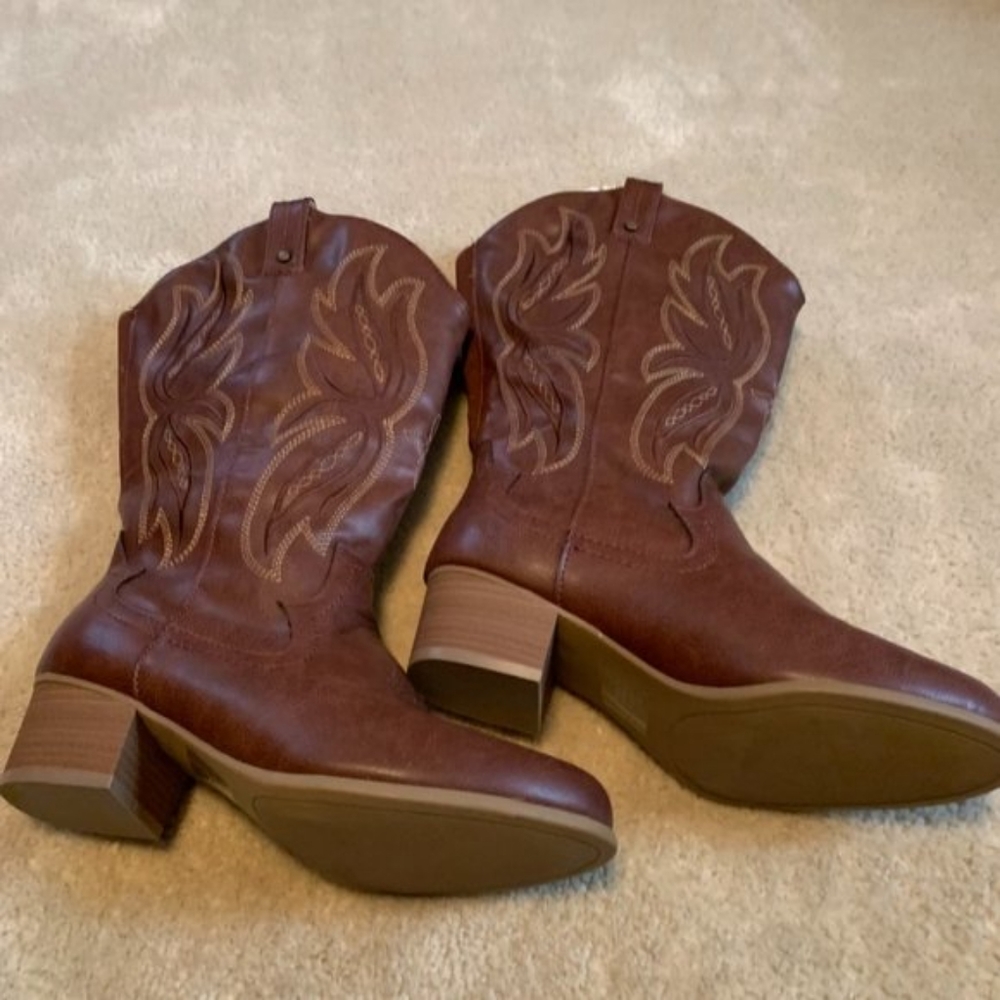 Torrid Cognac Brown Wide Width Cowboy Cowgirl Boots Size 10W